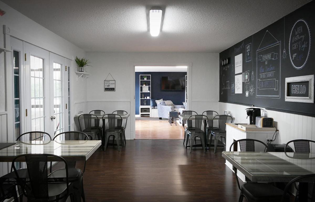Le Chic Motel Maniwaki ภายนอก รูปภาพ