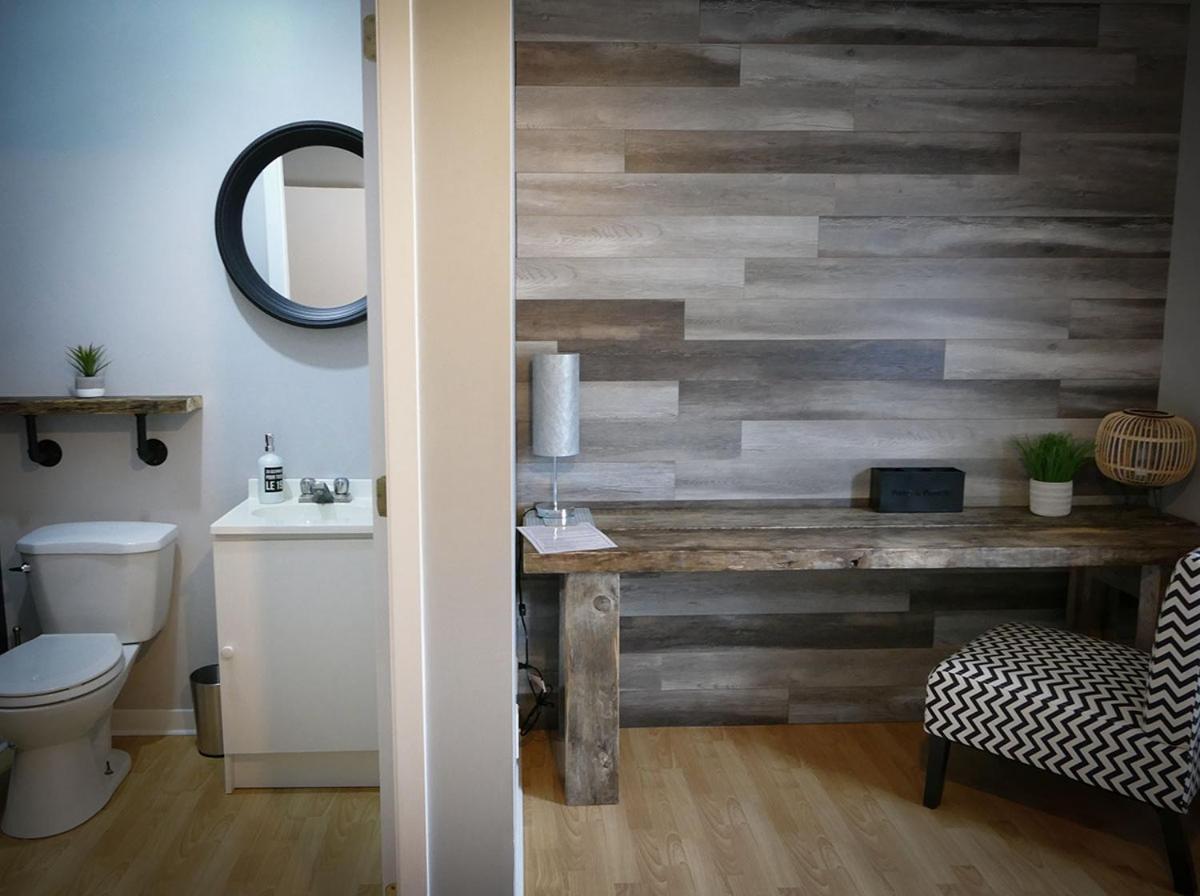 Le Chic Motel Maniwaki ภายนอก รูปภาพ