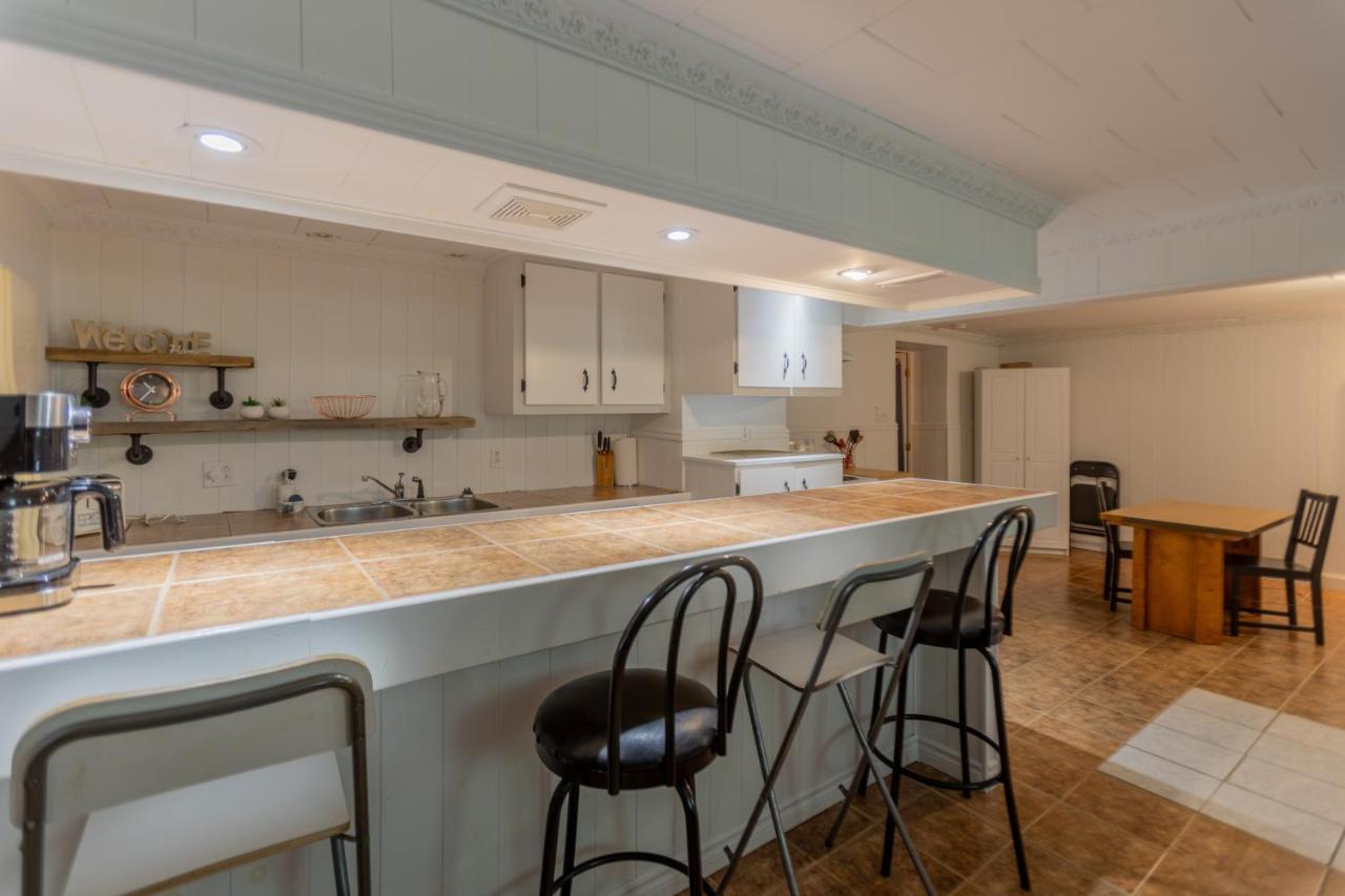Le Chic Motel Maniwaki ภายนอก รูปภาพ