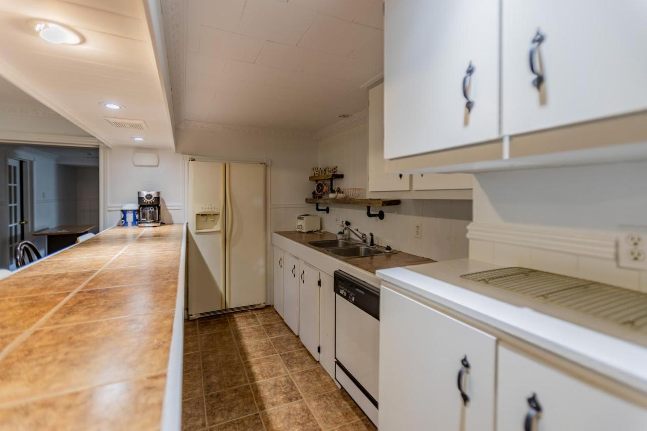 Le Chic Motel Maniwaki ภายนอก รูปภาพ